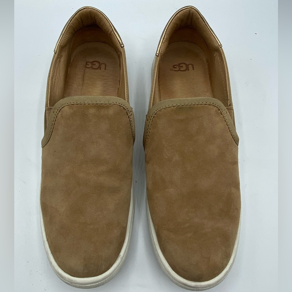 Ugg Suede Slip On - Picture 6 of 7